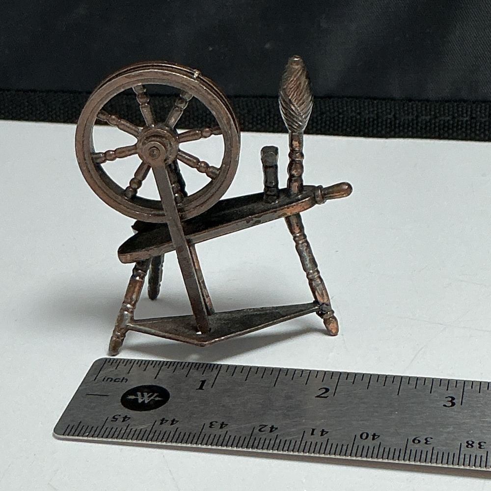 VTG 1976 Durham‎ Industries Diecast Metal Dollhouse Furniture #18 Spinning Wheel